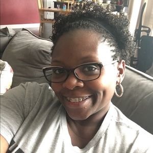 Meet your Posher, Aja